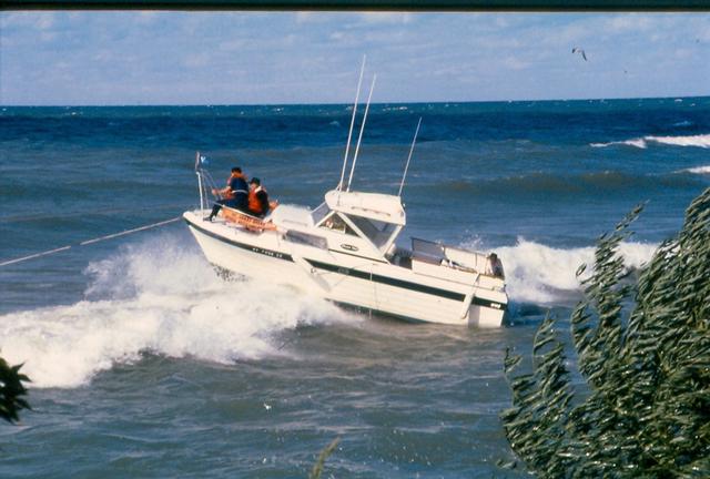 Marine incident on Lake Ontario